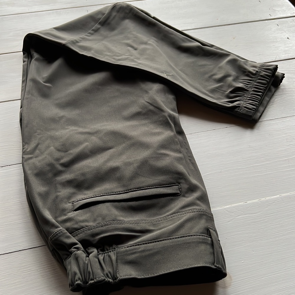 Cuts Clothing AO Joggers (Dark Pine color) - Medium